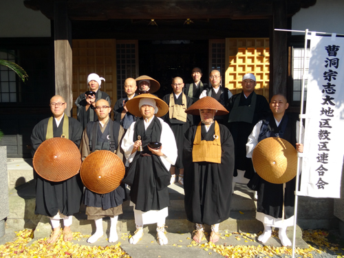 島田市での托鉢の様子01